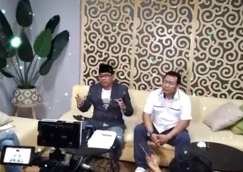 Mau Dapat Rp50 Juta? Yuk Ikutan Sayembara Cari Pelaku Pelucutan Celana Ade Armando