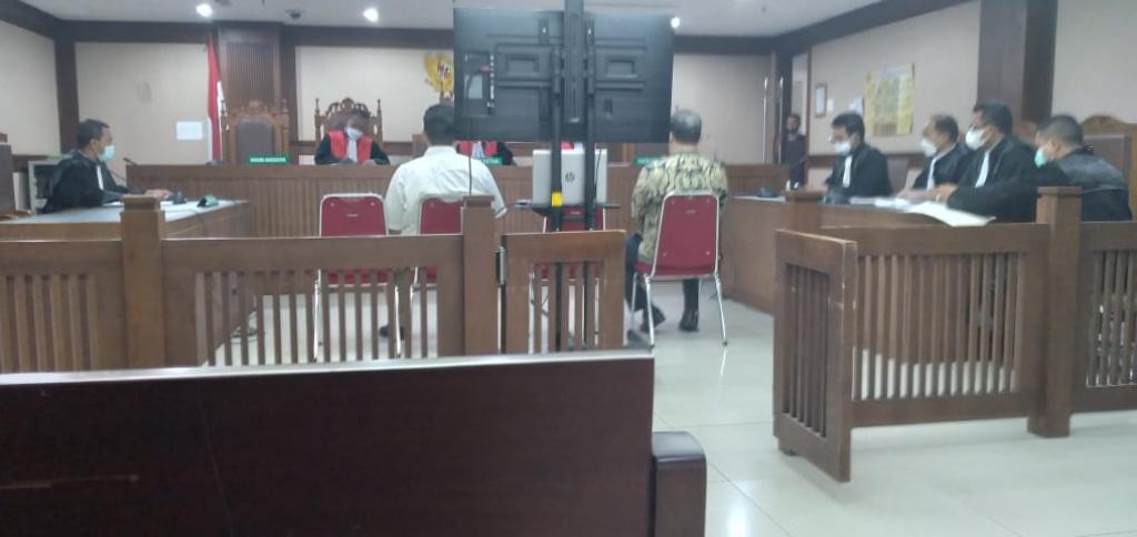 Mantan Petinggi Bank Jateng Cabang DKI Didakwa Korupsi Rp200 Miliar Pengadaan Komputer dan Laptop