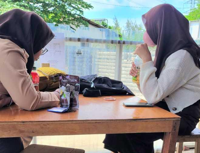 Adab Makan dan Minum di Depan Orang Berpuasa saat Ramadan
