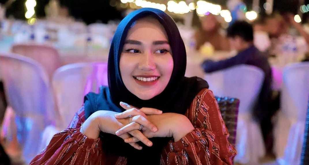 Bini Putra Siregar Ungkap Ada Pengeroyokan di Luar Cafe, Minta Polisi Tangkap dan BAP 1 Jam Pelaku lalu Langsung Ditahan seperti Suaminya