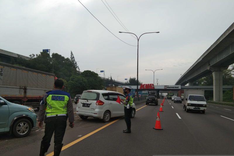 Mulai Hari Ini, Rekayasa ‘Contra Flow’ Diterapkan di Tol Jakarta-Cikampek