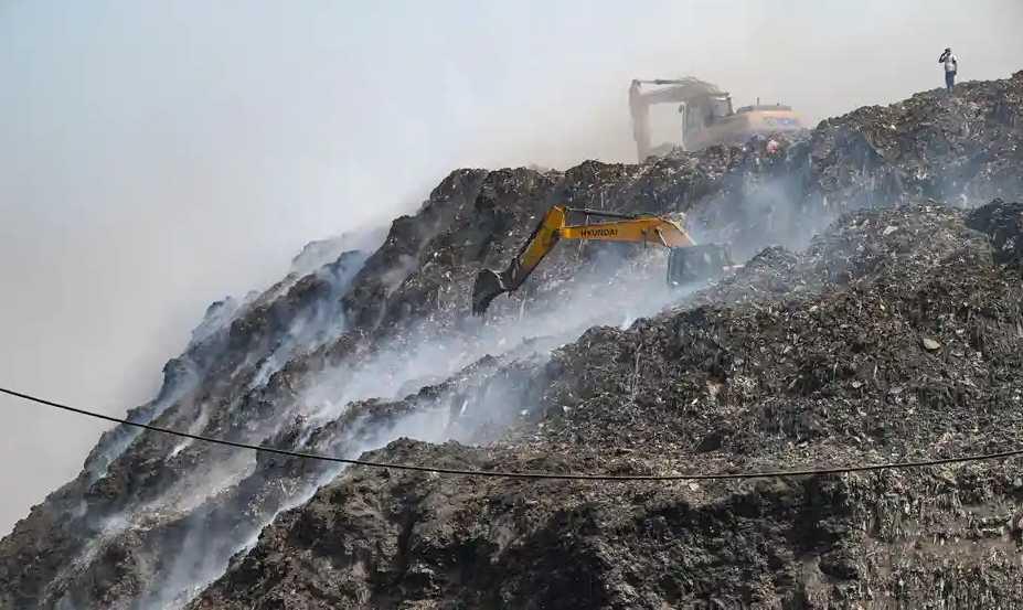 'Neraka' Pindah ke India-Pakistan, Jutaan Warga Hadapi Panas Ekstrem