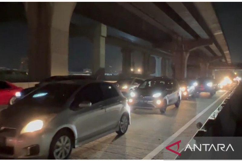 Kakorlantas Perpanjang Penerapan Satu Arah di Tol Cikampek hingga Waktu yang Tak Ditentukan