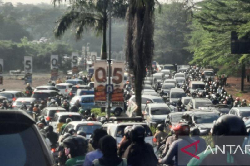 Dikeluhkan Pengguna Jalan, Pemkot Depok Segera Perbaiki Jembatan Grand City Depok