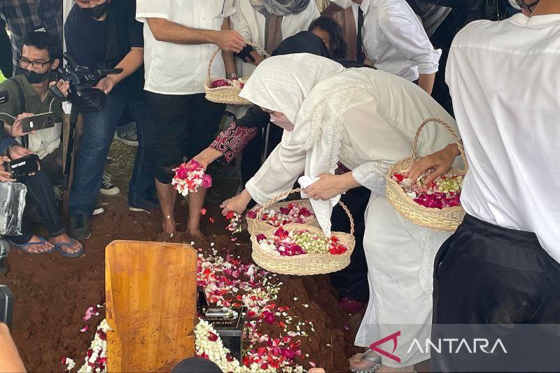 Nia Zulkarnaen Ungkap Kondisi Terakhir Mieke Wijaya Sebelum Meninggal Dunia