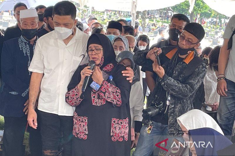 Firasat ingin Jumpa Mieke Wijaya Sejak Dua Bulan Lalu, Ida Leman: Jujur Kangen Mau Peluk Ibu