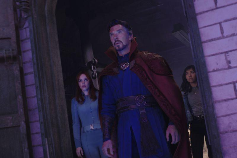 Tiketnya Habis Dimana-mana, Sutradara Ungkap Serunya Produksi Film 'Doctor Strange 2'