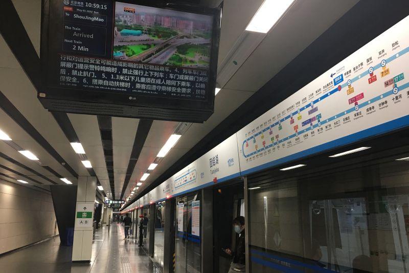 Corona Omicron Ngamuk di China, Beijing 'Close The Door' 40 Pintu Masuk Kereta Bawah Tanah dan 158 Rute Bus