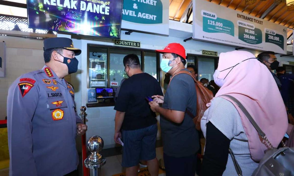 Kapolri Minta Semua Pengelola Objek Wisata Terapkan Prokes