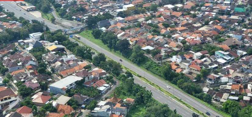 Hari Ini Gerbang Tol Halim Terapkan One Way Persiapan Arus Balik Lerai Macet
