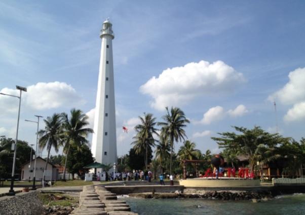 Tiket Masuk Mercusuar Anyer Cilegon Dipatok hingga Rp.50 Ribu untuk Parkir, Polisi Turun Tangan