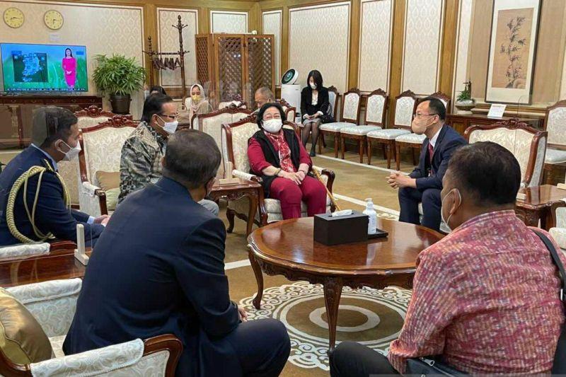 Tiba di Seoul, Megawati Akan Hadir di Pelantikan Presiden Korea Selatan