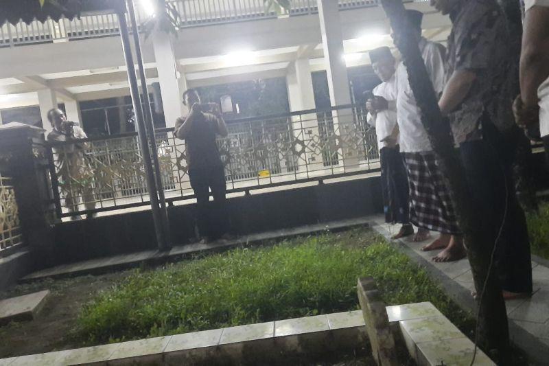 Lily Wahid akan Dimakamkan di Samping Makam Kiai Maksum Ali di Pesantren Tebuireng