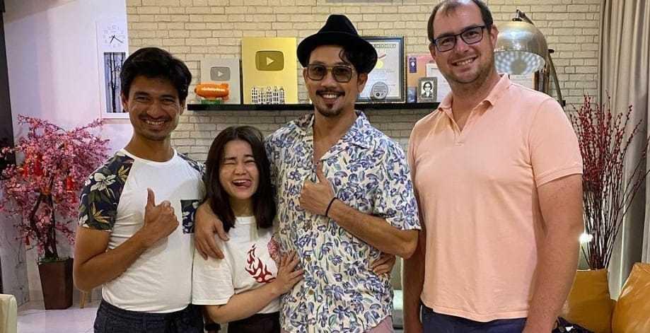 Ragil Homo juga Ngonten di Tim Curhat @sumargodenny, Sebut Edisi Curhat Ditunggu yah