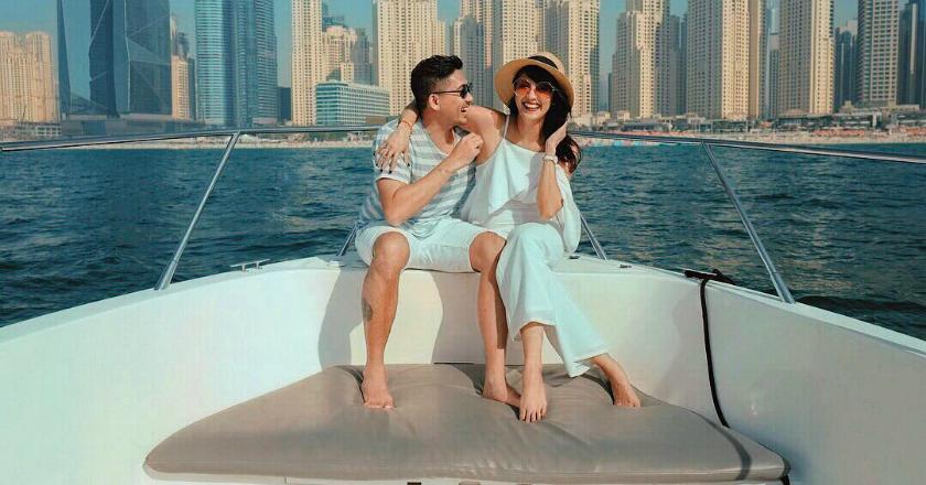 Selamat! Ryan Delon dan Sharena Akhirnya Resmi Miliki Sepasang Anak