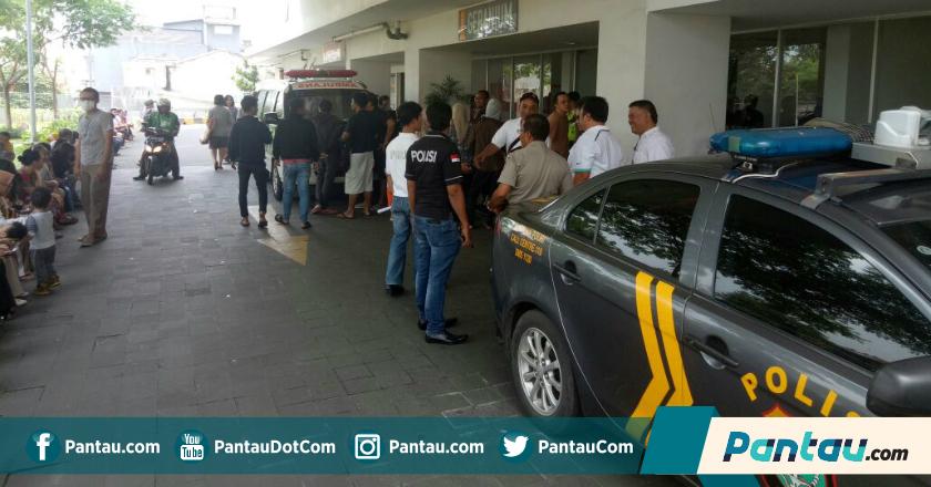 Pantau Foto: Suasana Setelah Terjadi Ledakan di Apartemen Bassura City