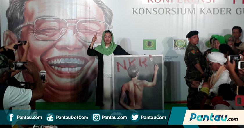 Ini Makna Lukisan Pria yang Dipamerkan Saat Deklarasi Dukungan Gusdurian