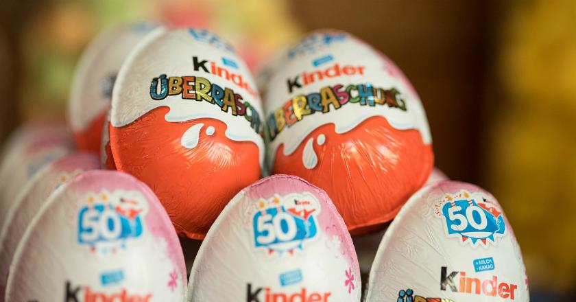 Duh, Pria Ini Nekat Raba Organ Intim Seorang Wanita untuk Satu 'Kinder Surprise'