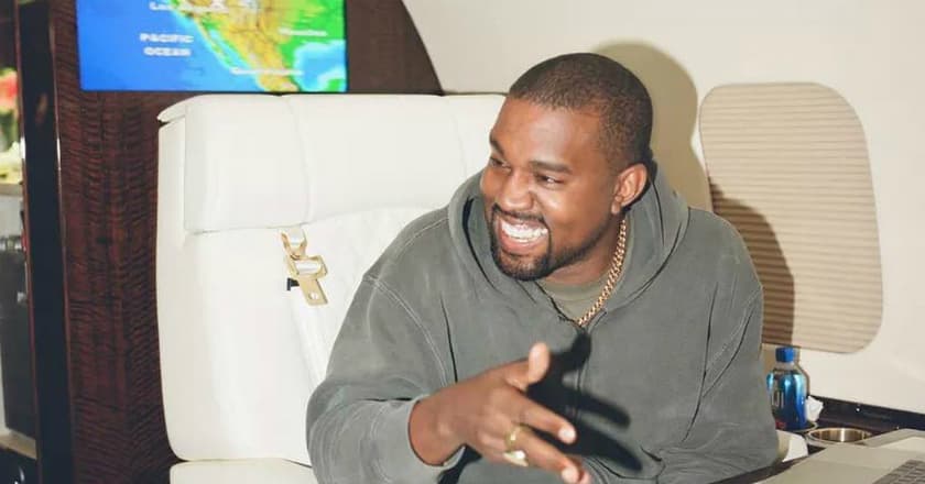 Kanye West Ganti Nama Panggilan Menjadi Ye
