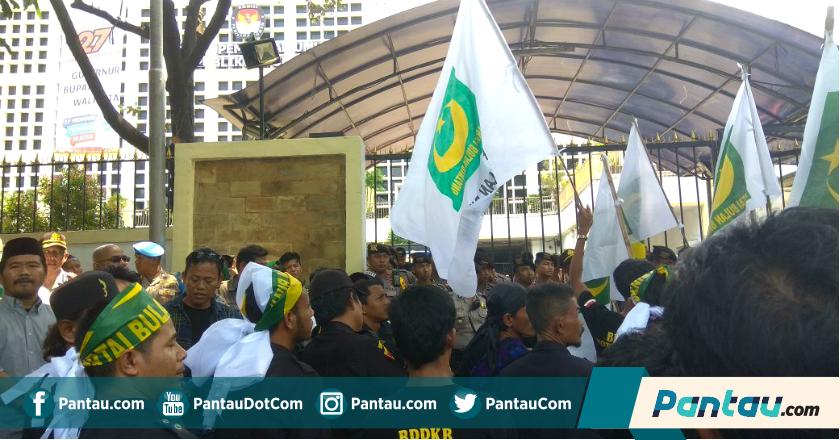Gelar Aksi Demo di KPU, Persaudaraan Alumni 212 Minta PBB Diloloskan