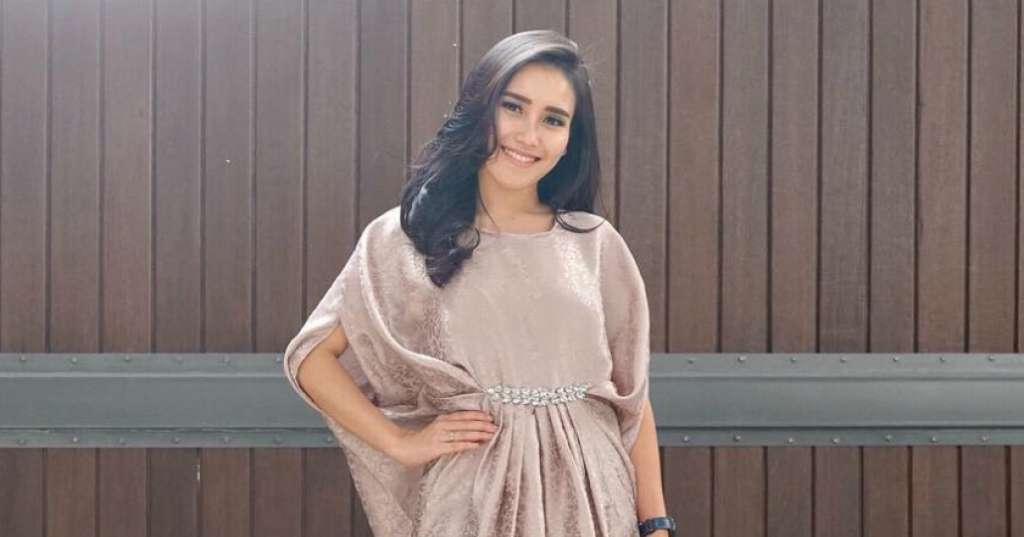 Ayu Ting Ting Beri Dukungan Kepada Pasha 'Ungu' Agar Tetap Semangat