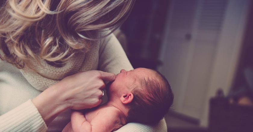 Kenali Penyebab 'Baby Blues' dan Cara Mengatasinya