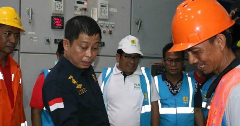 Seharian di Lokasi Gempa, Jonan Pastikan Listrik dan BBM Berangsur Normal Pekan Depan