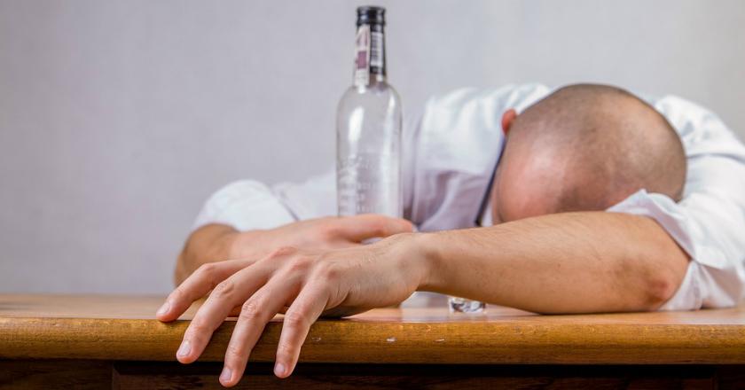 Jangan Terlalu Banyak Minum Alkohol jika Tak Ingin Kematian Menghantui
