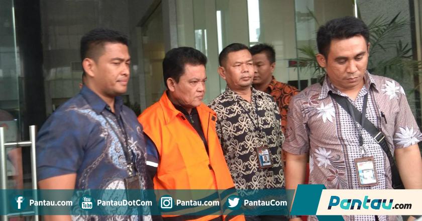 Wali Kota Pasuruan dan Tiga Tersangka OTT Langsung Ditahan KPK
