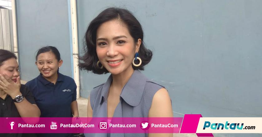 Anak Beranjak Remaja, Bunga Zainal Lebih Posesif