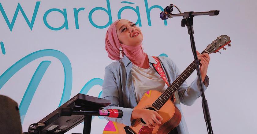 Terlalu Sibuk, Chiki Fawzi Tak Pernah Sempat Merawat Rambut