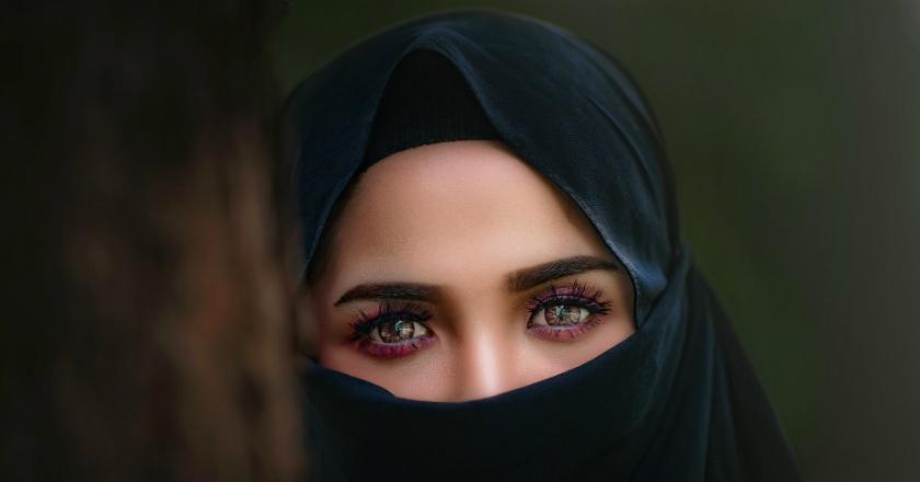 2 Hal Penting yang Harus Kamu Tahu Sebelum Menggunakan 'Softlens'