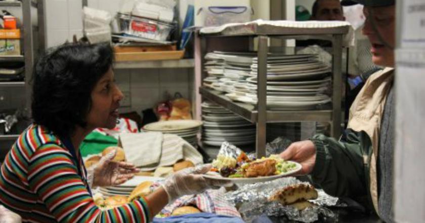 Dapur di Sydney Ini Beri Makan Gelandangan Selama 30 Tahun
