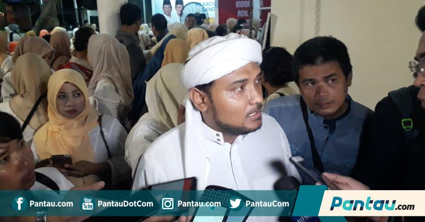 Novel: Mau Masuk Surga? Cinta Sama Allah, Cinta Sama Rasulullah, Cinta Sama Prabowo-Sandiaga