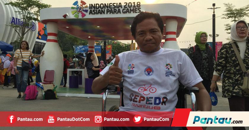 Keren! Demi APG 2018, Pria Ini Terbang dari Ternate Saksikan Perjuangan Para Atlet
