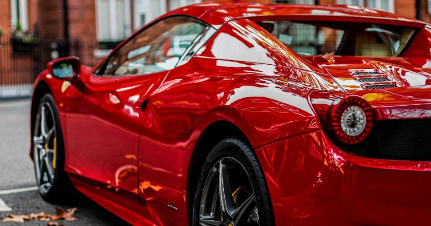 Antar Anak Sekolah Pakai Mobil Sport, Seorang Ayah Diboikot Guru dan Orangtua Siswa