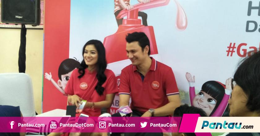 Cara Kreatif Titi Kamal Beri Jawaban Atas Pertanyaan Anak