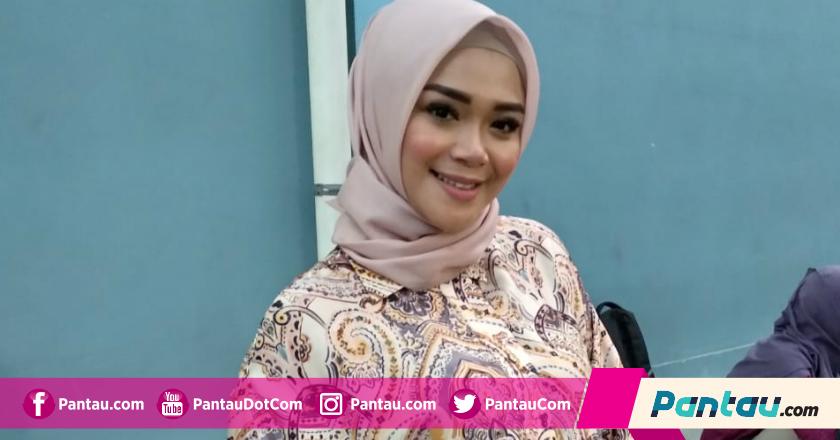 Usia Kandungan Semakin Tua, Sheza Idris Tak Persiapkan Kamar untuk Calon Bayi