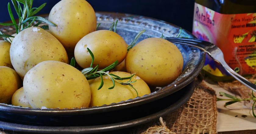 Yuk Terapin 5 Cara Putihkan Ketiak dengan Kentang