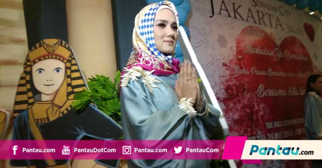 Mulan Jameela Buat Kolase Prabowo Subianto di Instagram Pribadinya