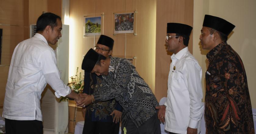 Jokowi Ingatkan Penanganan Dampak Bencana Gempa Tak Cukup Satu Bulan
