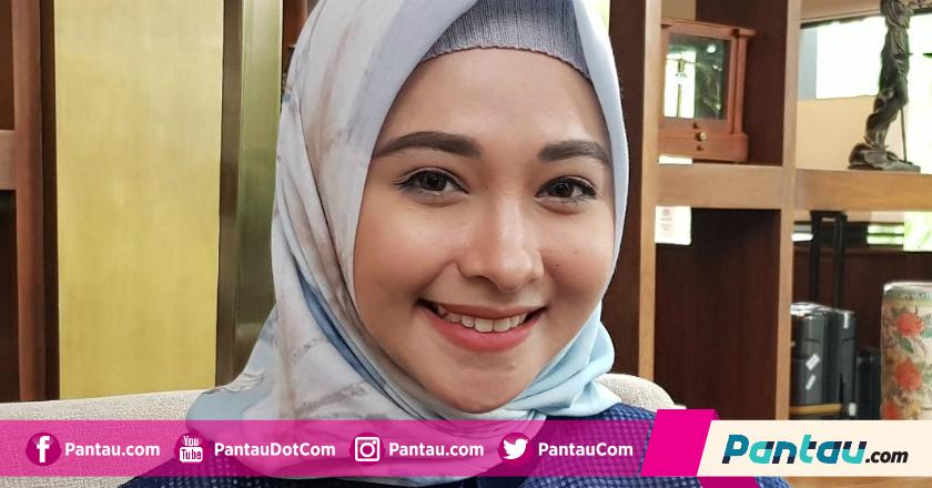Anak Pertama Cemburuan, Poppy Bunga Berusaha Bersikap Adil