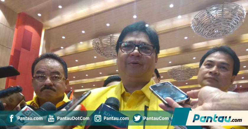 Dapat Momen Ultah 54 dan 4 Tahun Jokowi-JK, Airlangga: Golkarnya No 4