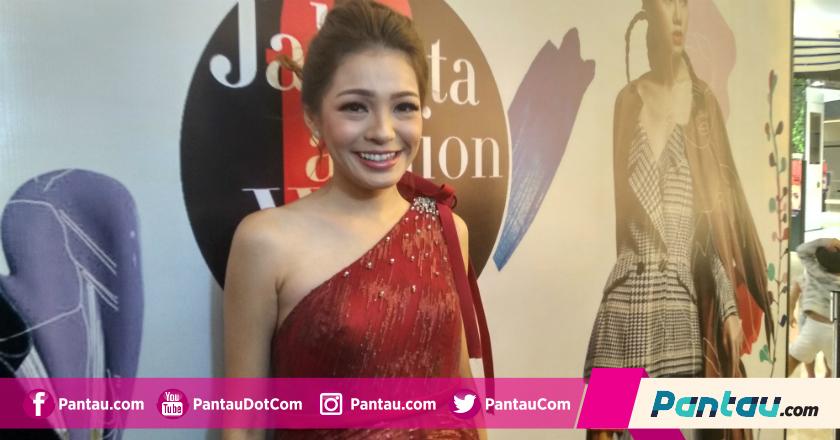 Bekerja Jadi Obat Mual Kehamilan 'Neng Maya'