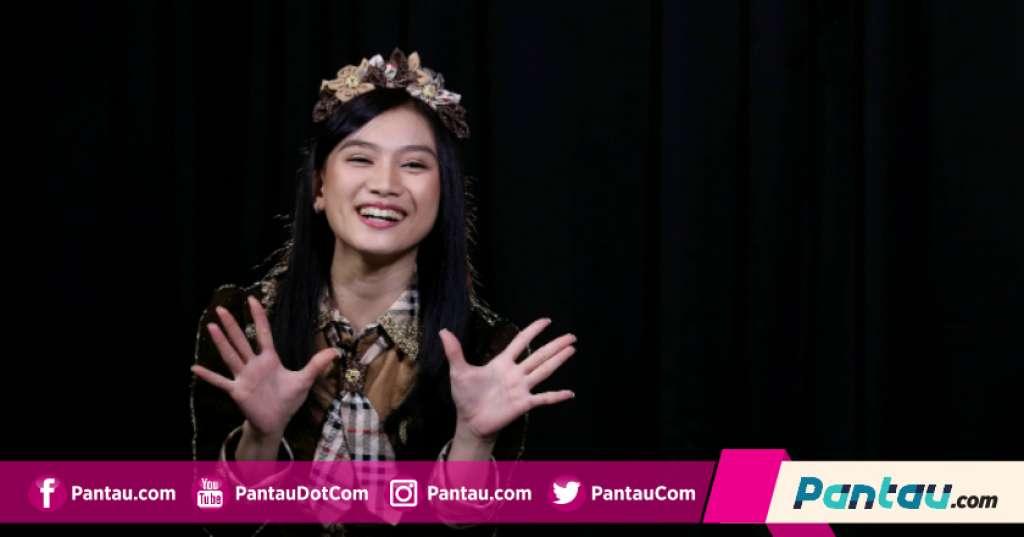 Duh, Melody Eks JKT48 Dilempar Kaleng Oknum Nakal