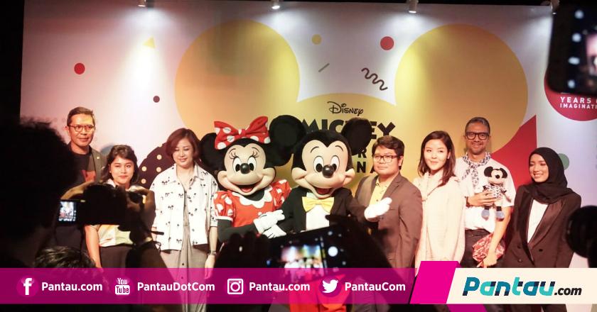 Begini Jadinya Jika Mickey Mouse 'Dikawinkan' dengan Batik
