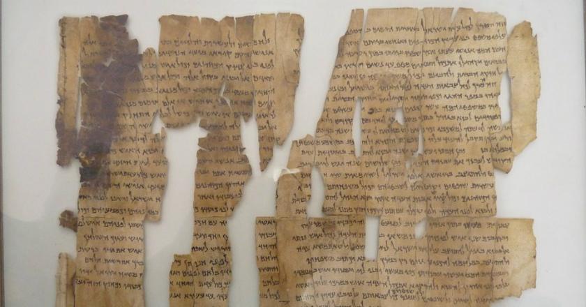 Lima Papyrus di Museum Alkitab Ternyata Palsu