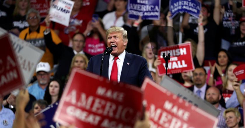 Trump 'Sentil' Pemberitaan Media Soal Penemuan Bom Pipa di Kediaman Barack Obama