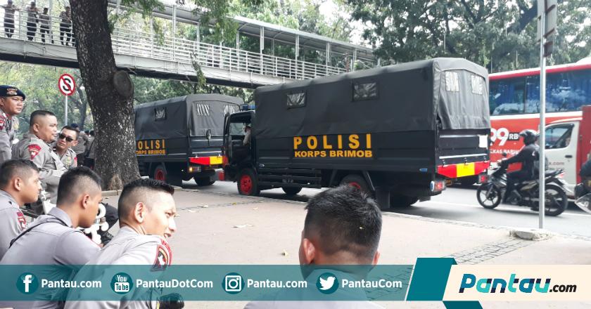 Aparat Kepolisian Mulai Berdatangan Kawal Aksi Bela Tauhid