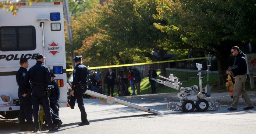 FBI Sebut Paket Teror Berisi Bahan Peledak Dibuat di Florida